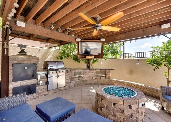 Pet Friendly W/ Private Pool: Havasu Home! Holiday home Lake Havasu City