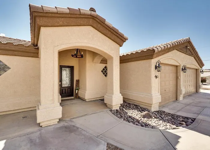 Pet Friendly W/ Private Pool: Havasu Home! *