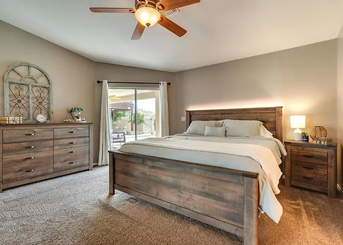 Pet Friendly W/ Private Pool: Havasu Home! Lake Havasu City